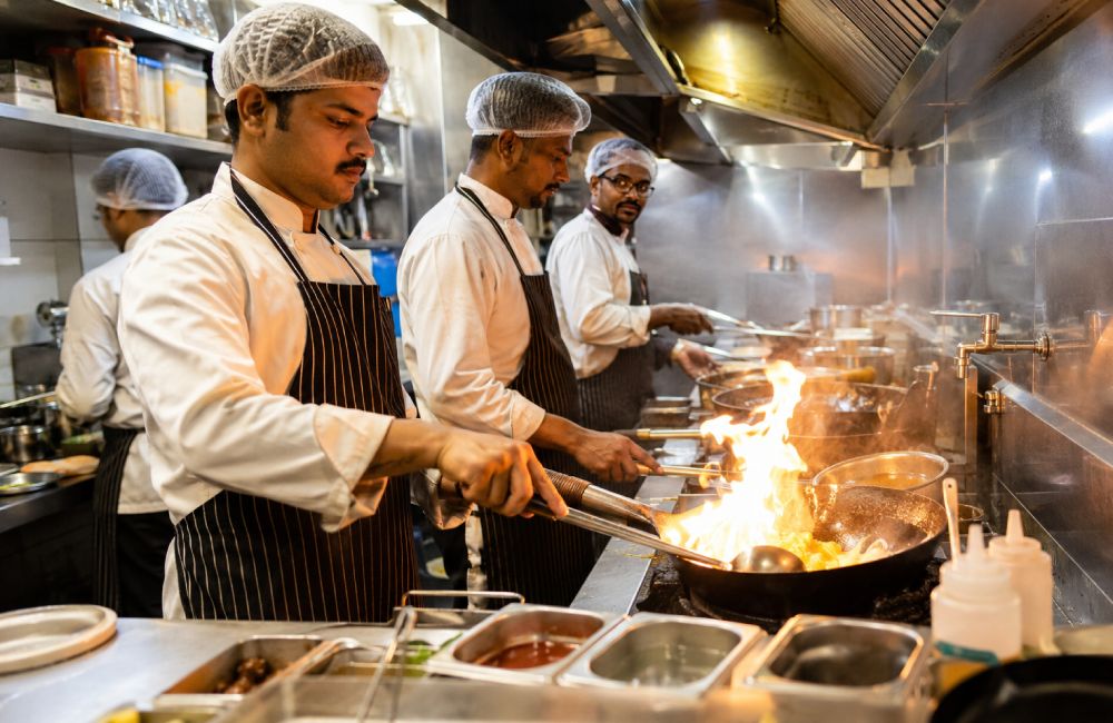 hotel staff, hotel jobs